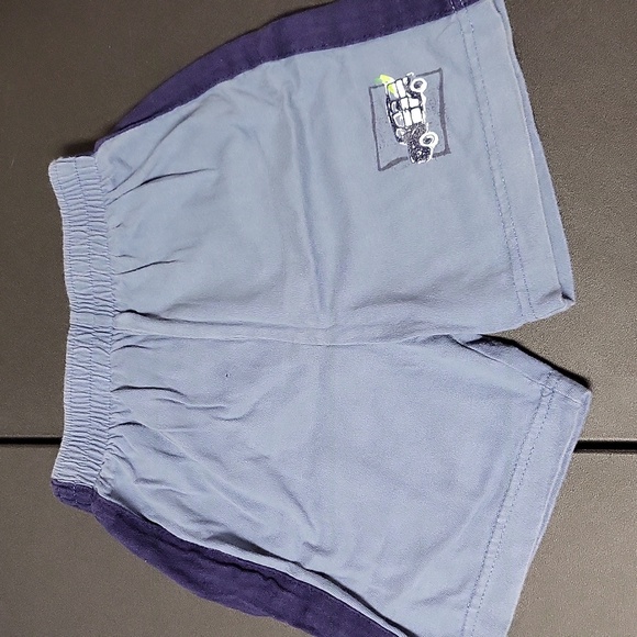 Vintage Peek-A-Babe 2 Piece Navy Blue Beach Theme Shorts Set - Picture 4 of 7